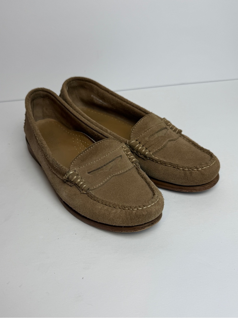 Weejuns Tan Suede Leather Penny Loafers Women 8